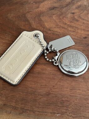Coach Cream Leather Key Tag with Silver Metal Logo Charm Hand Tag